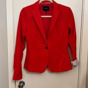Gorgeous red blazer!